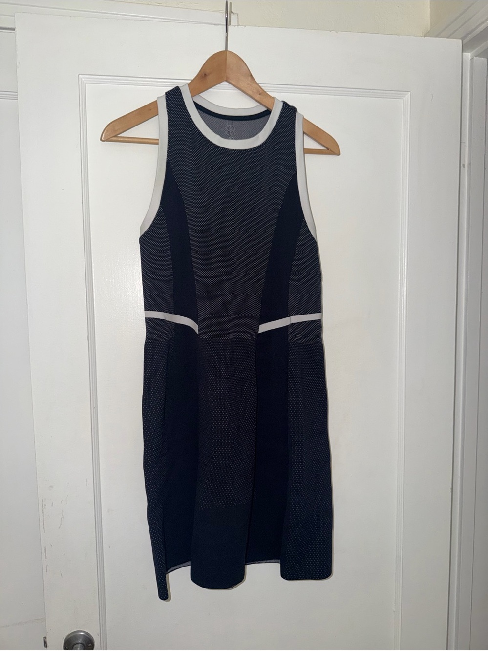 Sweaty Betty Golf/Tennis/active Sleeveless navy and White Dress